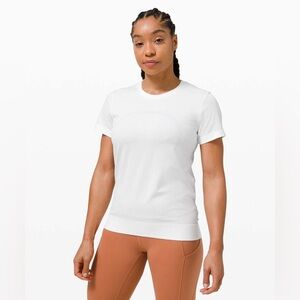 Lululemon Swiftly Breathe Short Sleeve Shirt Relaxed Fit Running Activewear Gym